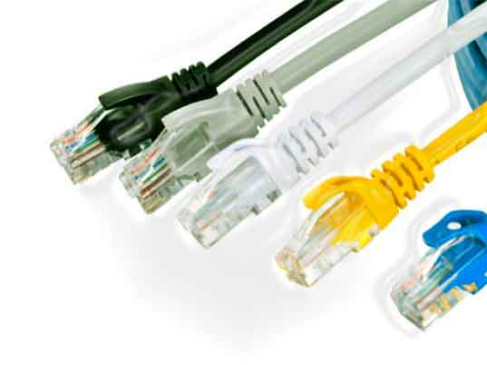 cables con conector rj45 macho en varios colores